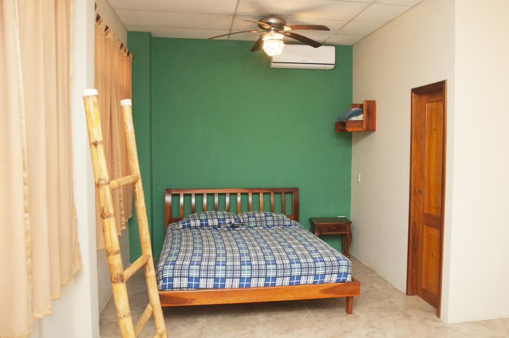 Hotel Susibon Olón Екстериор снимка
